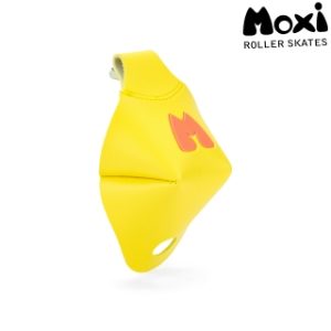 MOXI Beach Bunny Toe Caps - Lemonade - Angled Shadow - MOX123403